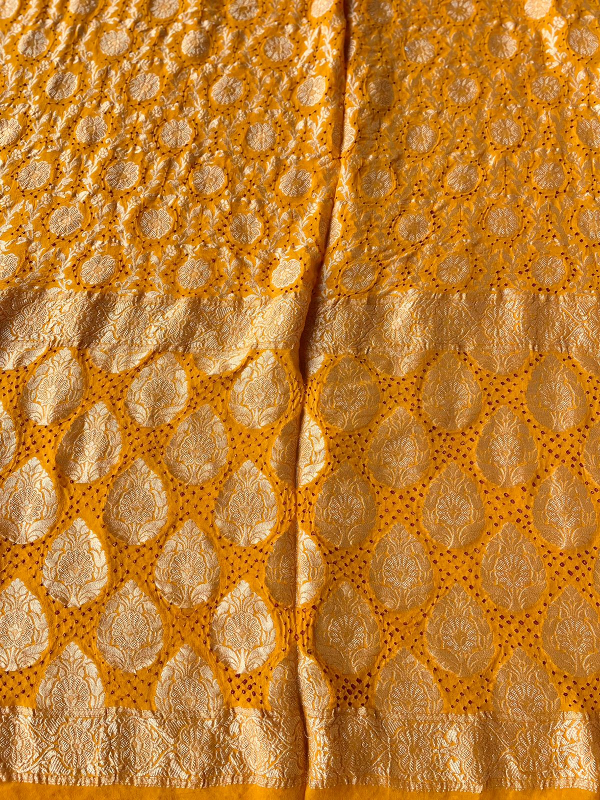 Mihika - Dew Drops Saree