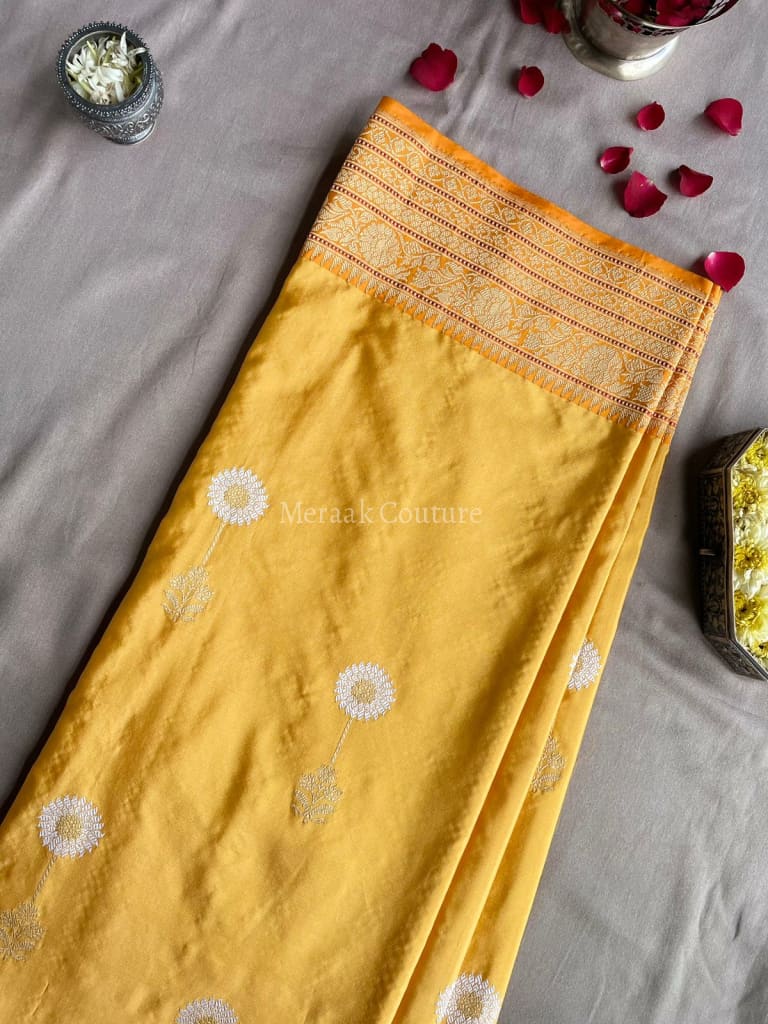 Amisha - Beautiful & Pure Banarasi Silk Saree Saree