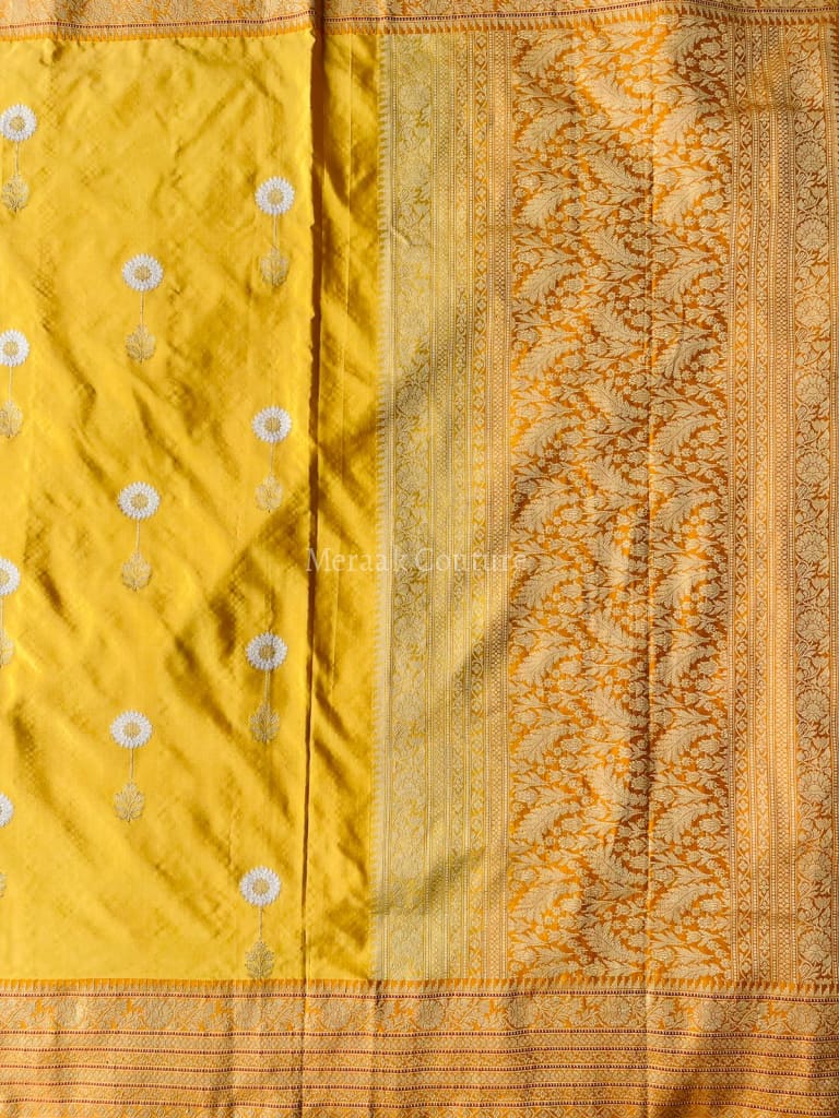 Amisha - Beautiful & Pure Banarasi Silk Saree Saree