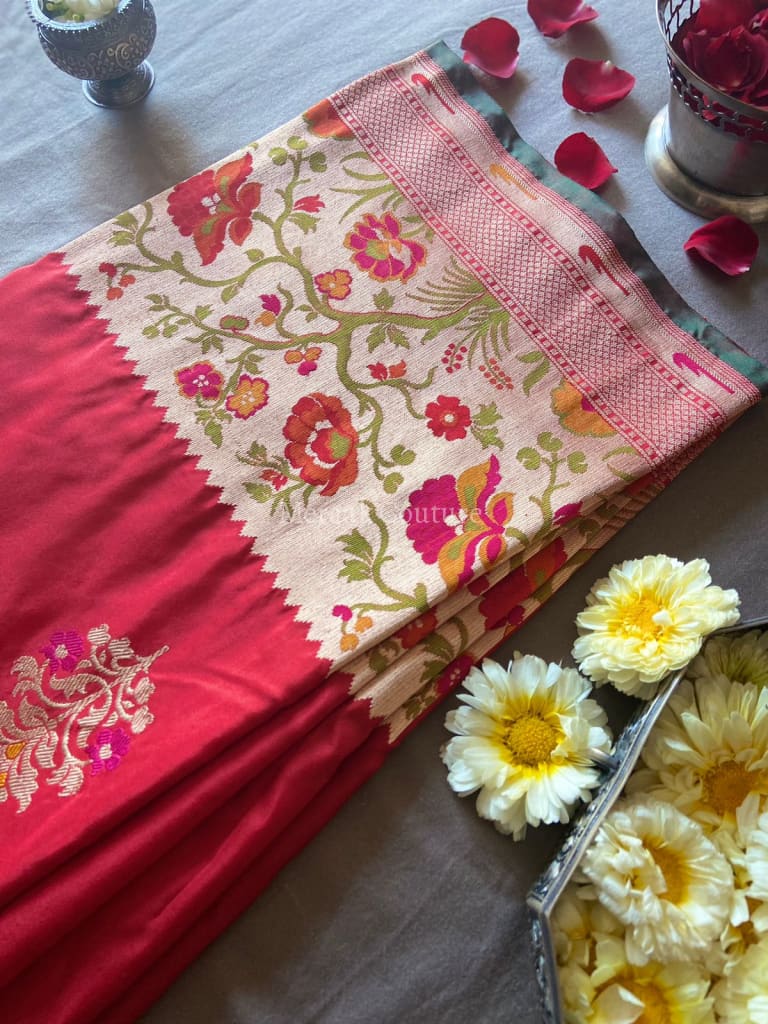 Namya - Worthy Of Honour Banarasi Silk Saree