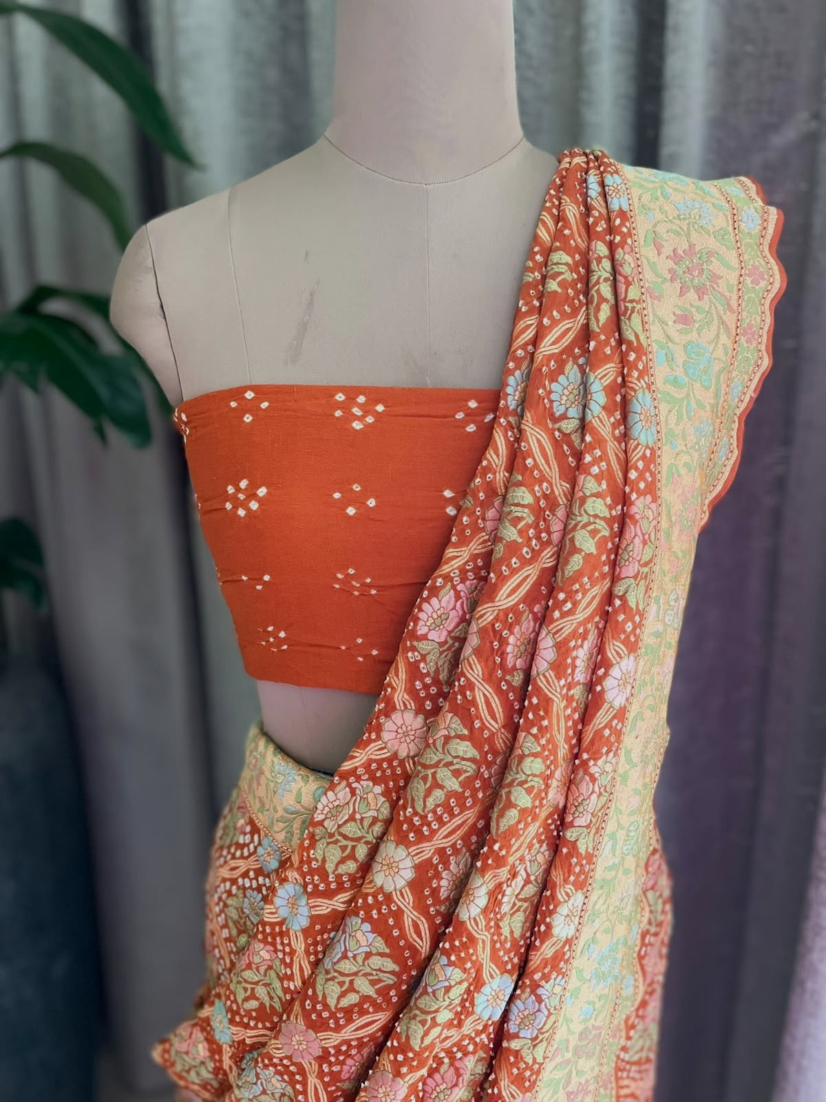 Mitali - Burnt Orange Tilfi Meenakari Bandhani Saree