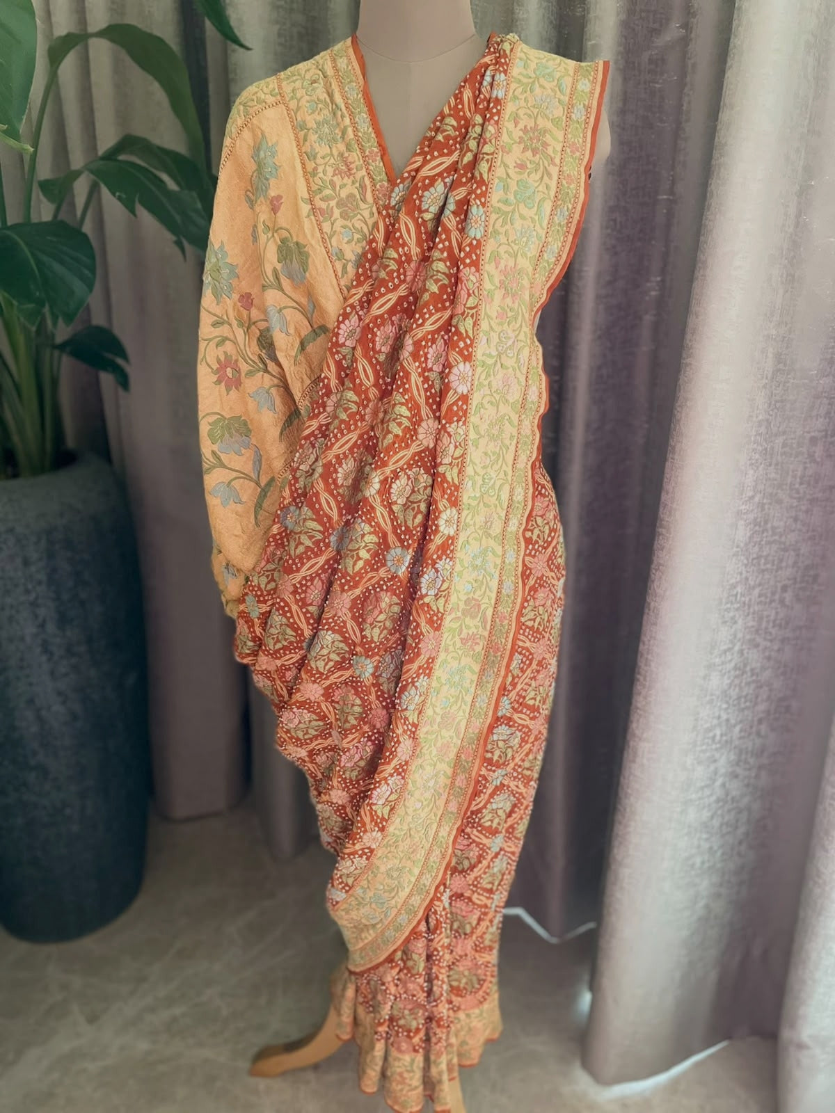 Mitali - Burnt Orange Tilfi Meenakari Bandhani Saree