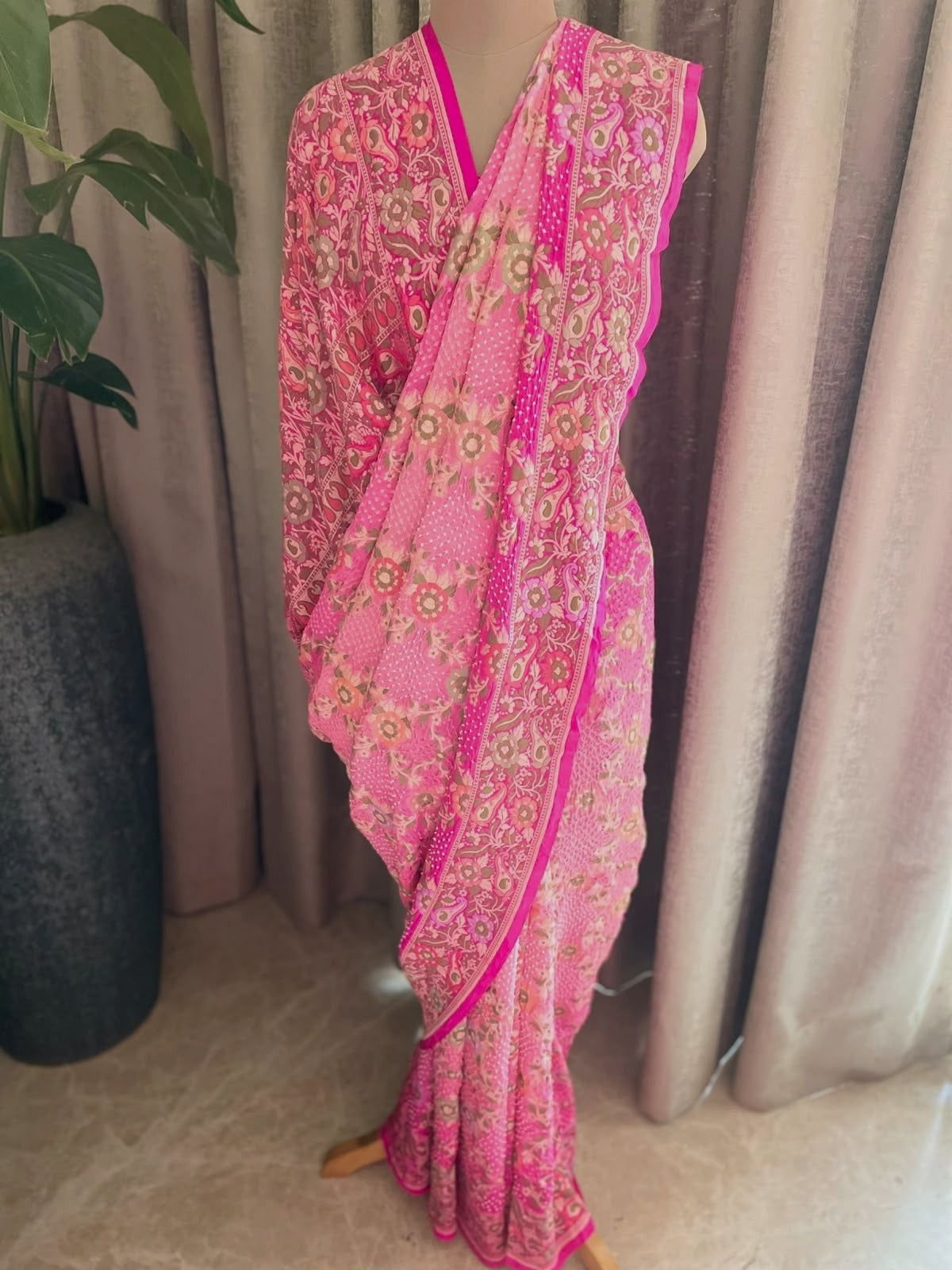 Tanuja - Pink & Peach Tilfi Meenakari Bandhani Saree