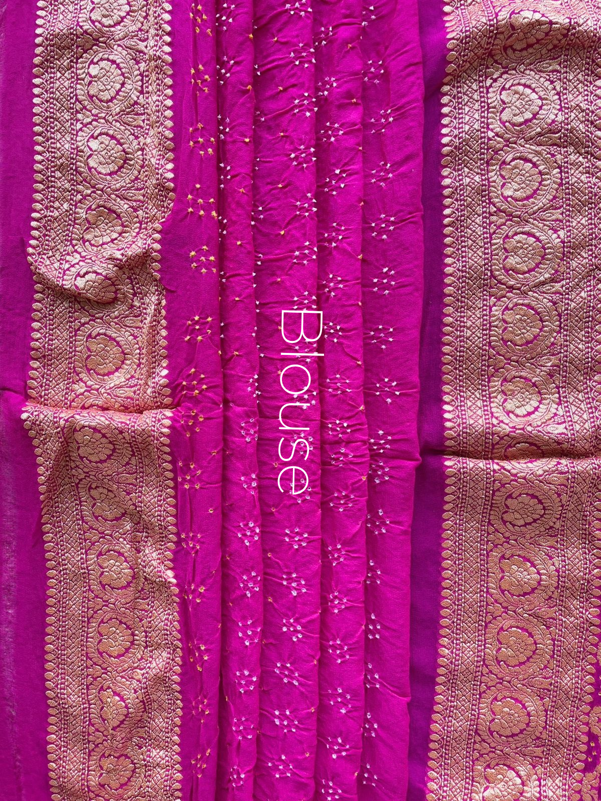 Vaanya - Queen of Forest Saree