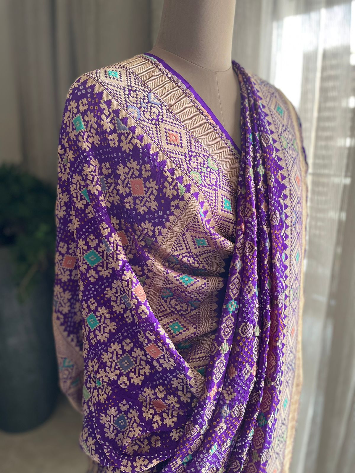 Raagini - A melody Meenakari Saree