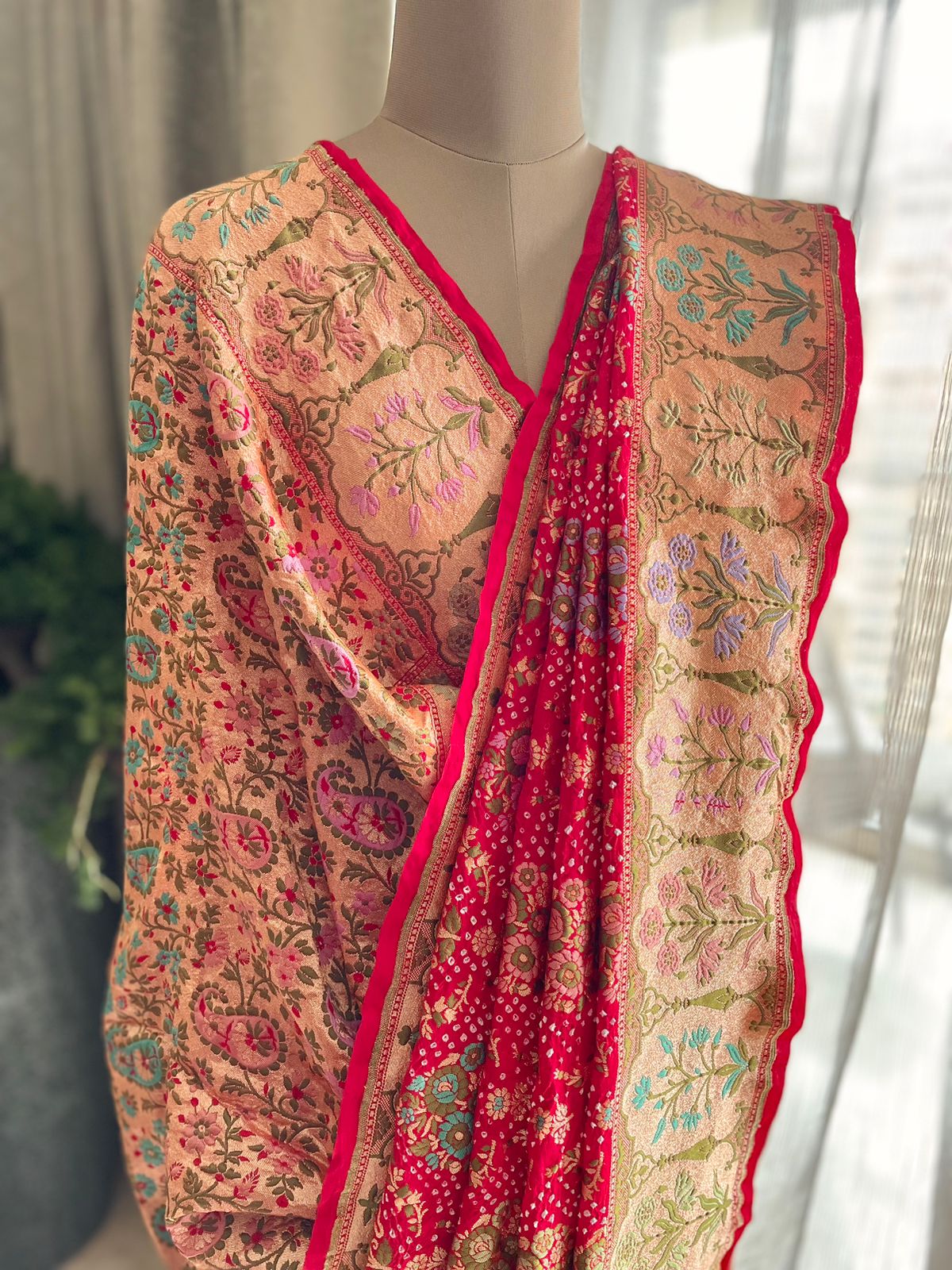 Jaya - Victory Meenakari Motif Saree