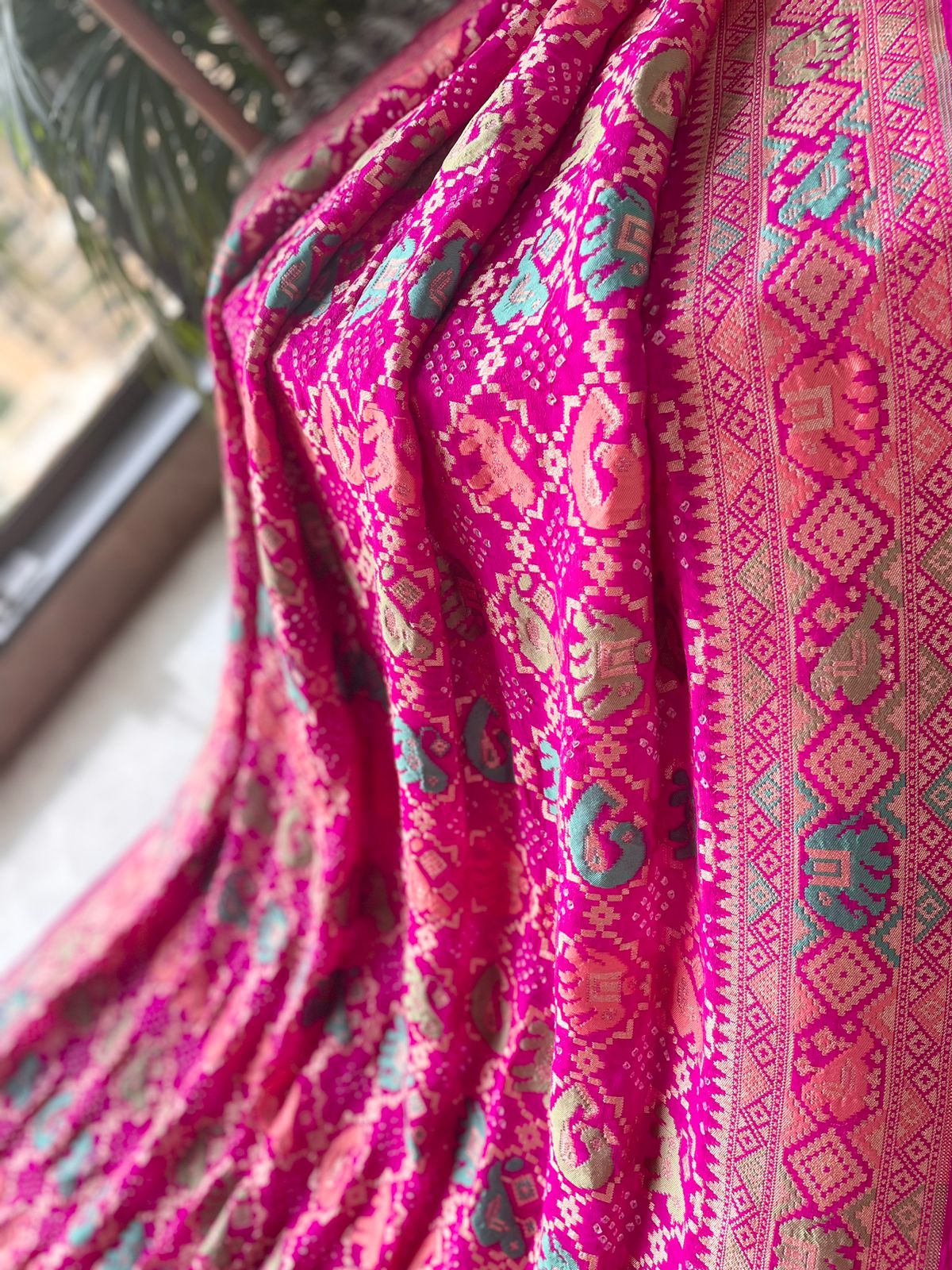 Amisha - Beautiful & Pure Meenakari Motif Saree