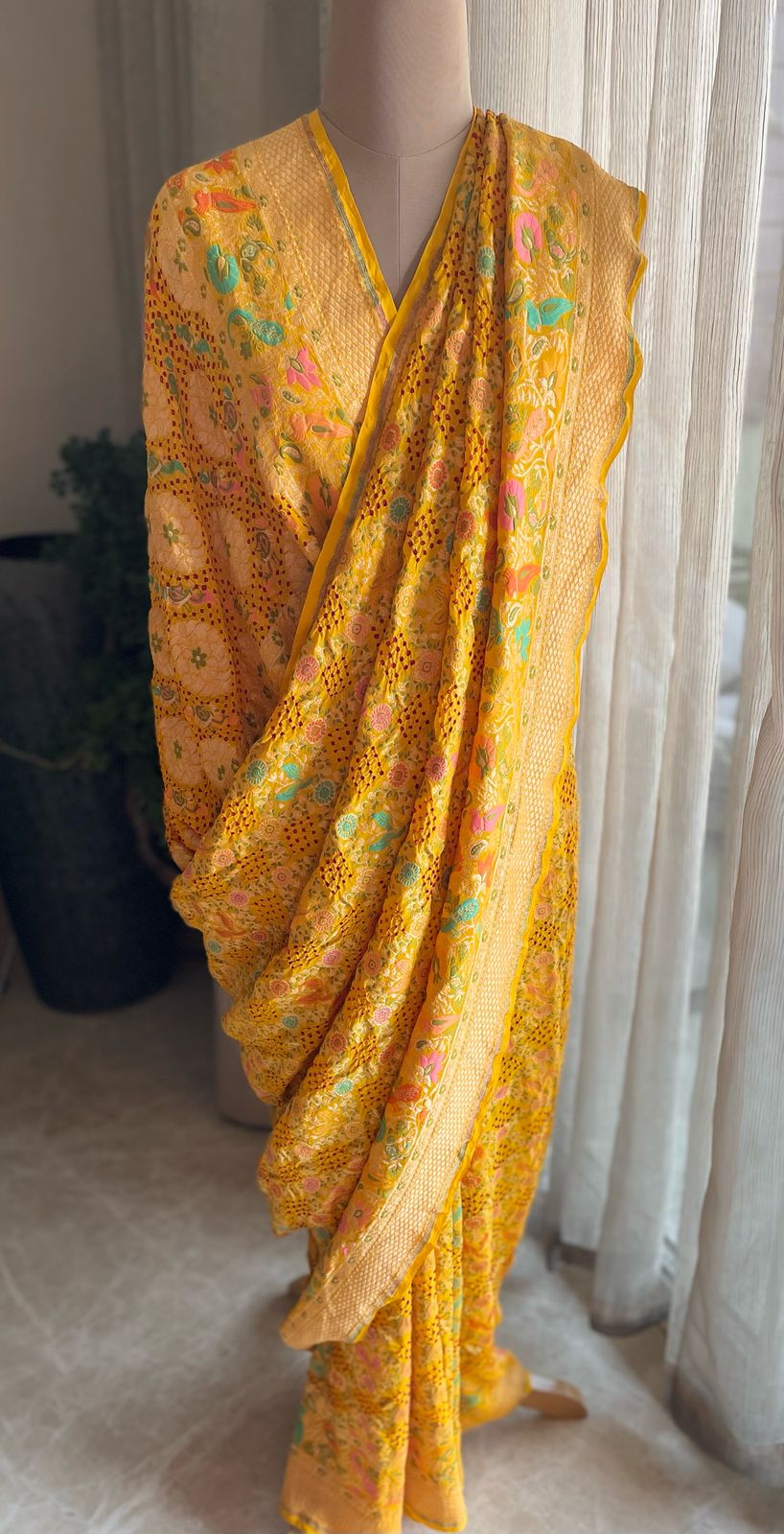 Navya - Forever Young Meenakari Motif Saree