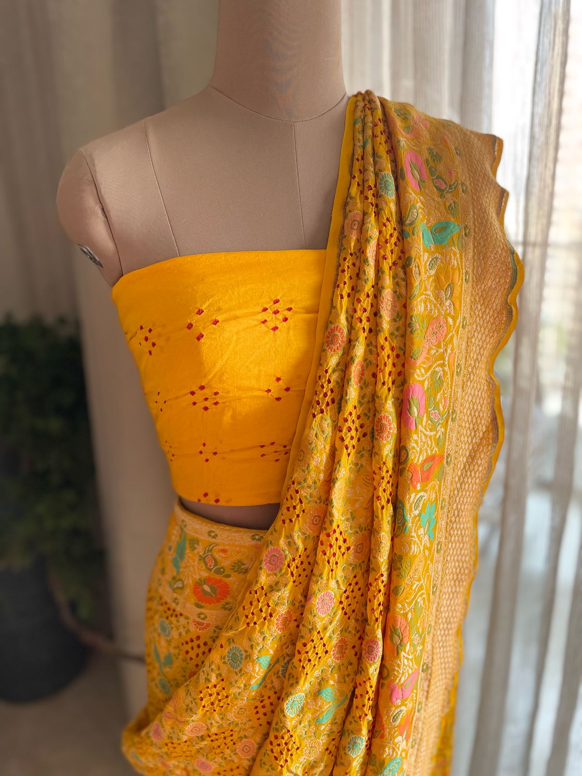 Navya - Forever Young Meenakari Motif Saree
