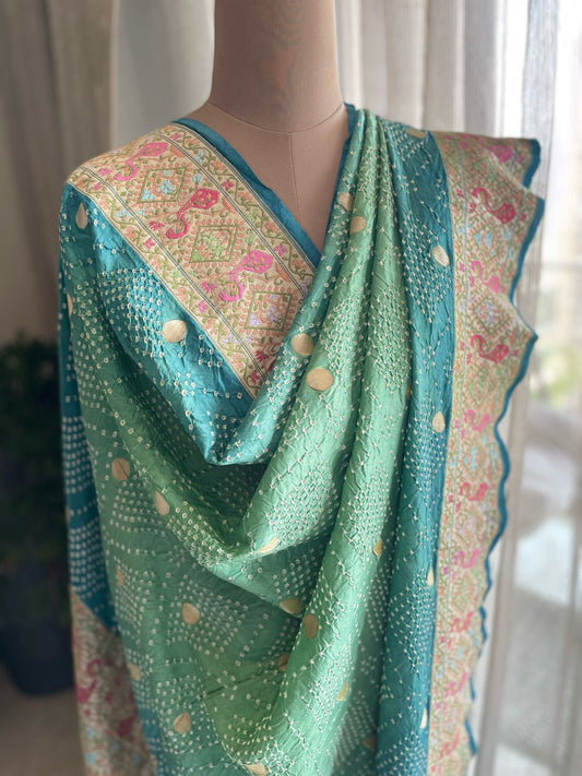 Aalia - The Noble Soul Meenakari Motif Dupatta
