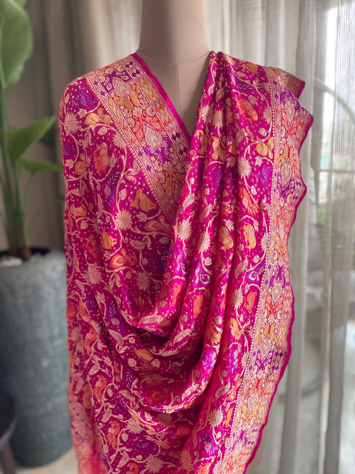 Hansika - Beautiful As Swan Meenakari Motif Dupatta