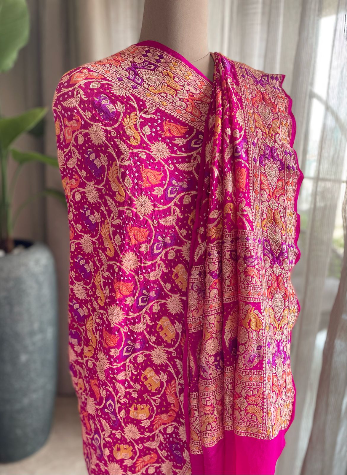 Hansika - Beautiful As Swan Meenakari Motif Dupatta