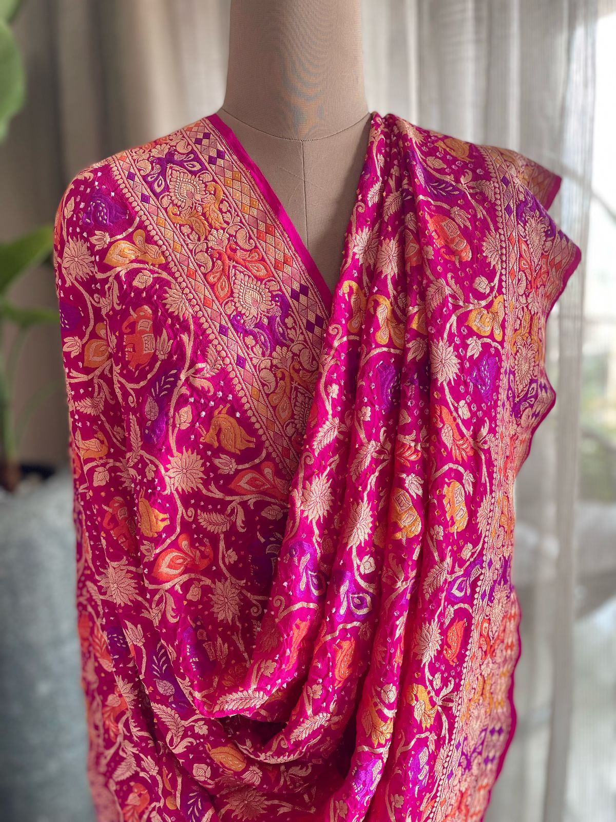 Hansika - Beautiful As Swan Meenakari Motif Dupatta
