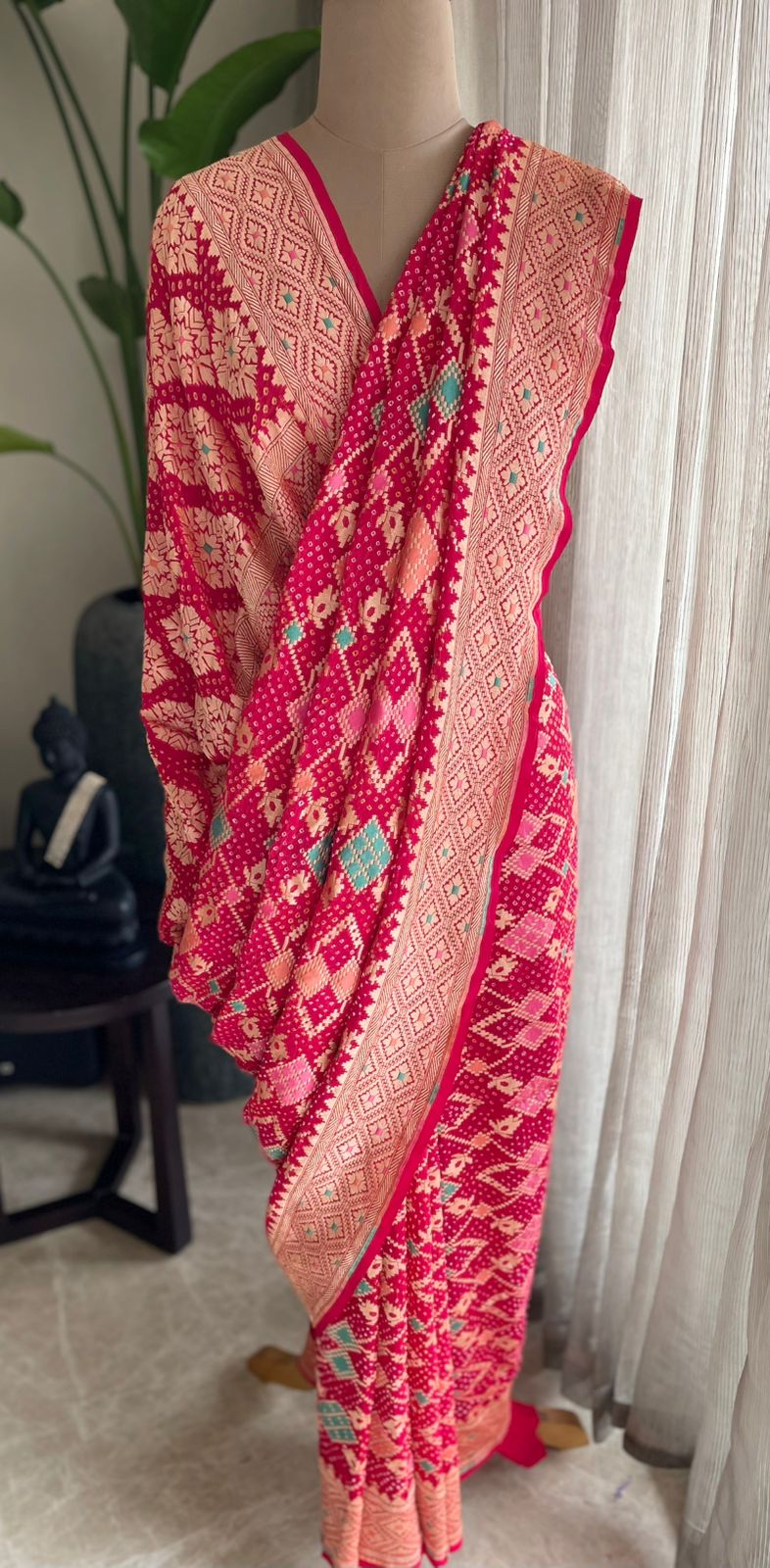 Sanjana - Gentle Meenakari Saree