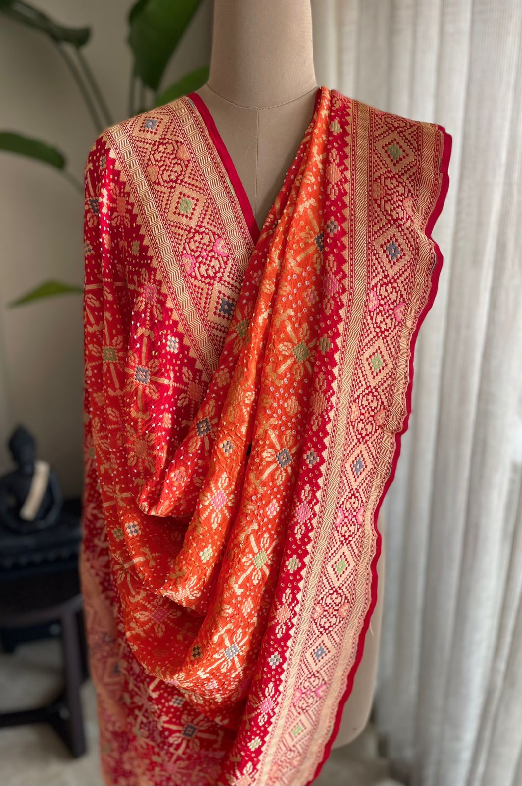 Tanishka - Goddess of Gold Meenakari Dupatta