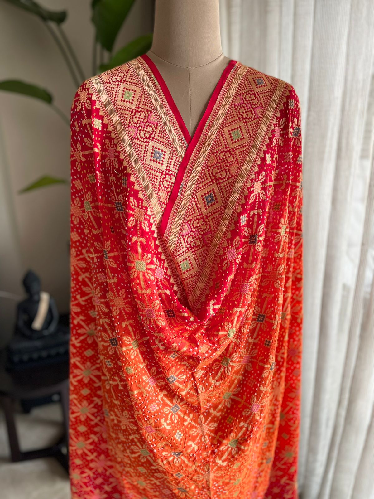 Tanishka - Goddess of Gold Meenakari Dupatta