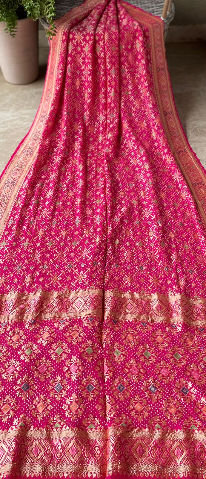 Raagini - A melody Meenakari Saree