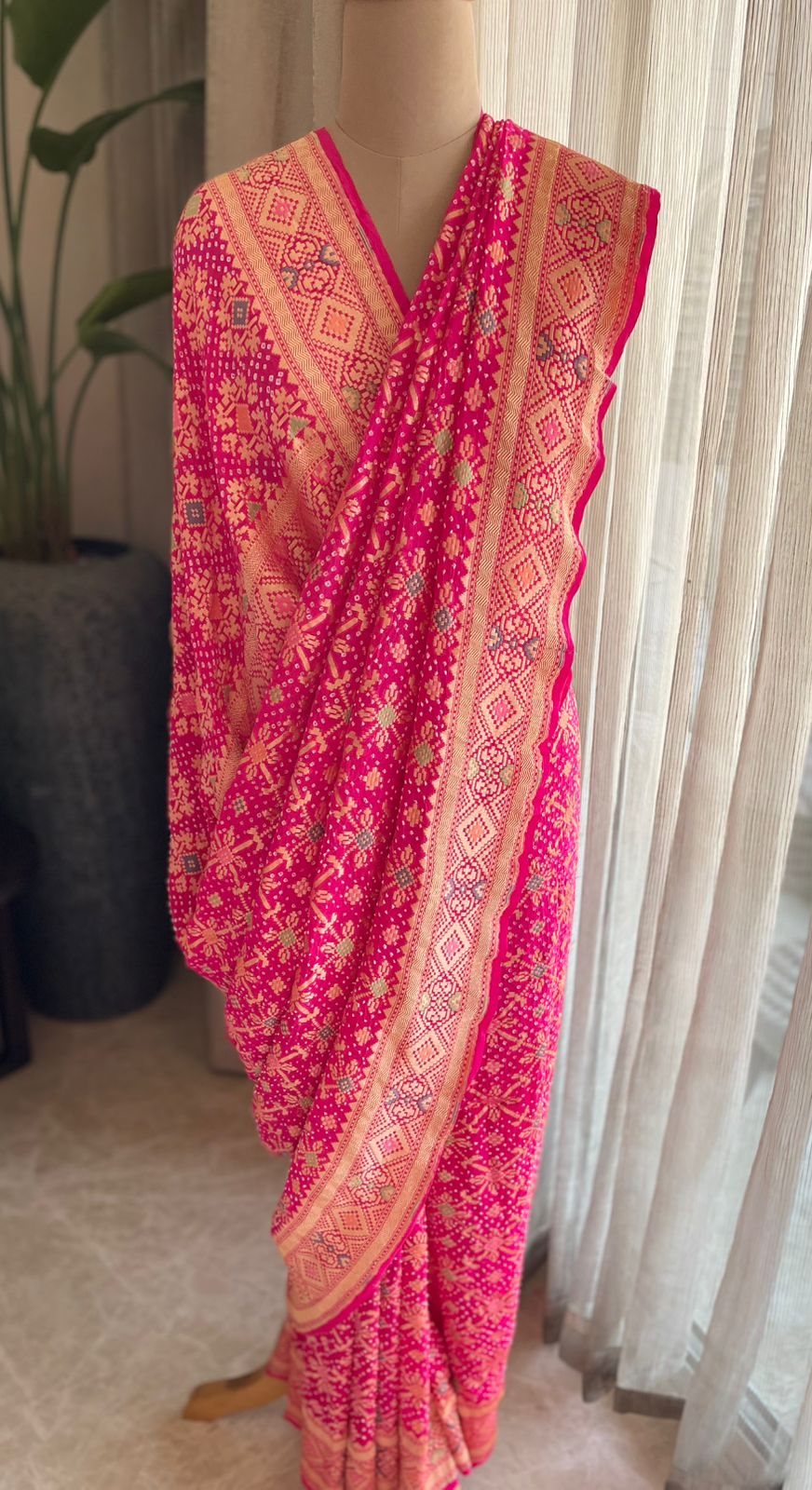 Raagini - A melody Meenakari Saree