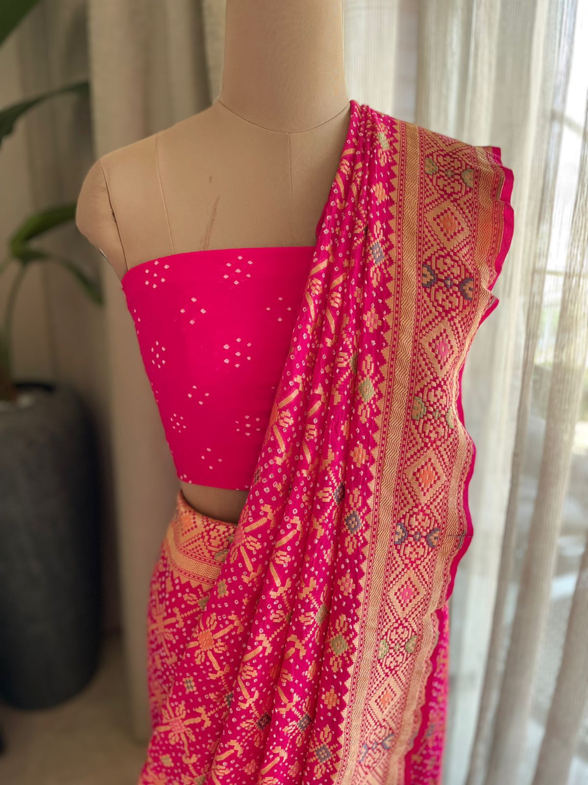 Raagini - A melody Meenakari Saree