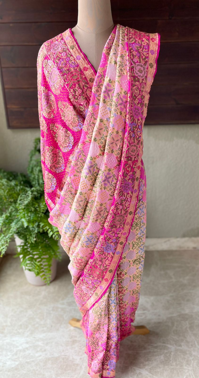 Nirja - Lotus Flower Meenakari Motif Saree