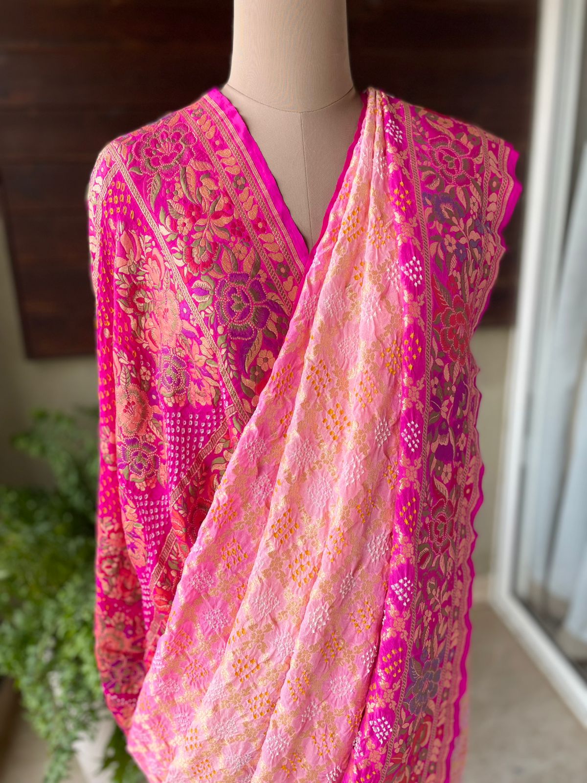 Hetvi - Love Meenakari Motif Saree