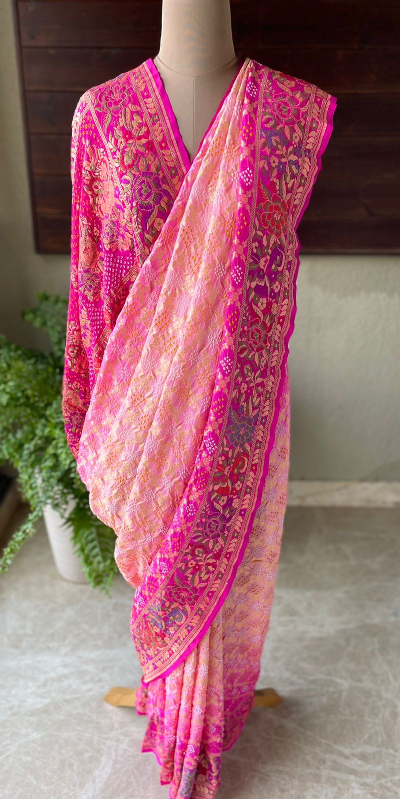 Hetvi - Love Meenakari Motif Saree