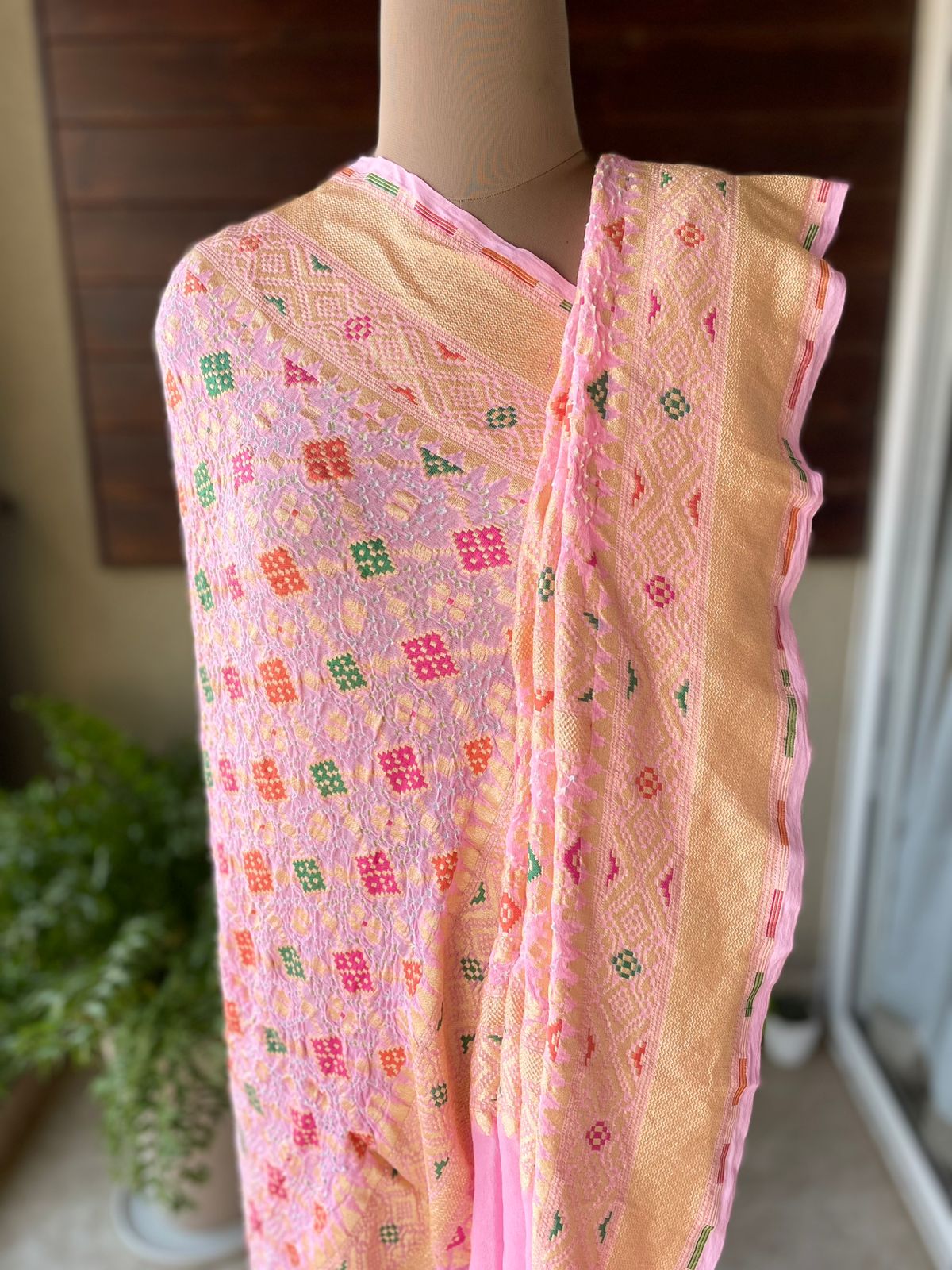 Nitaara - Peach Meenakari Bandhani Dupatta