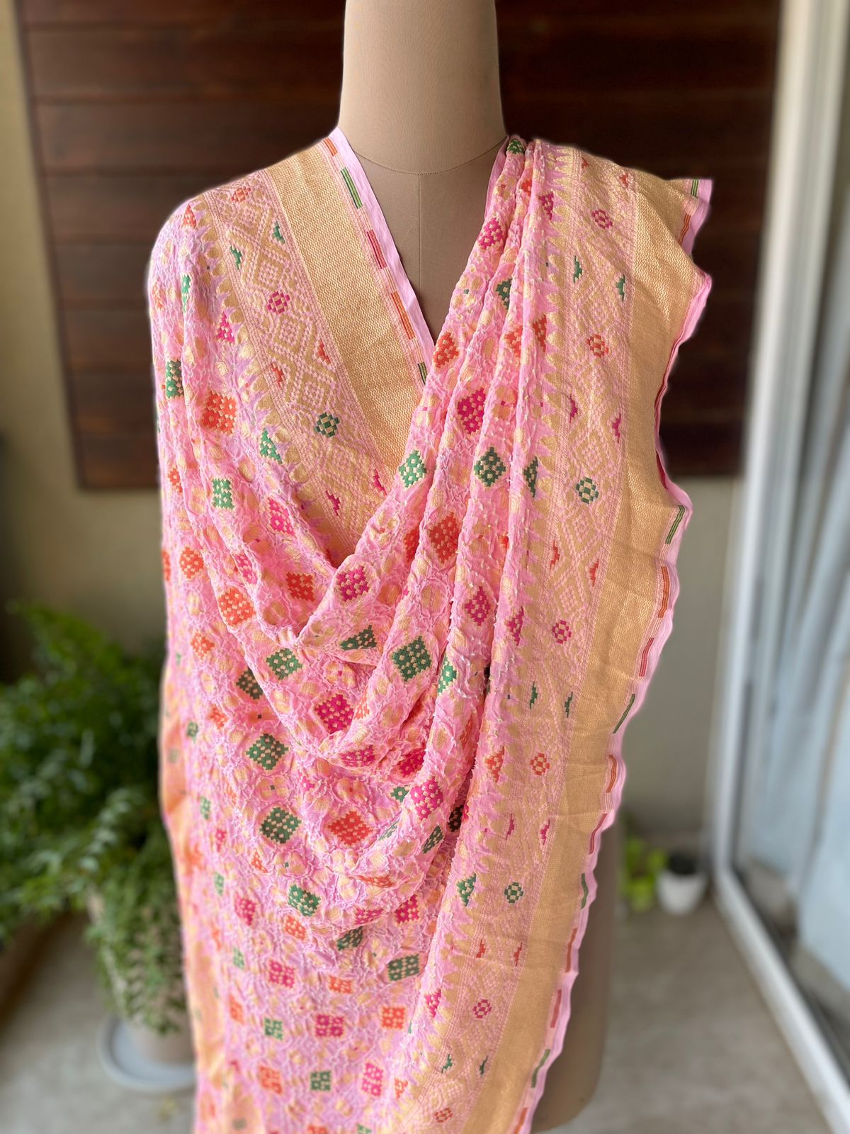 Nitaara - Peach Meenakari Bandhani Dupatta