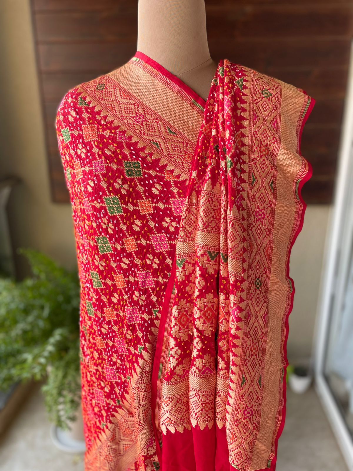 Poorvi - Red Meenakari Bandhani Dupatta