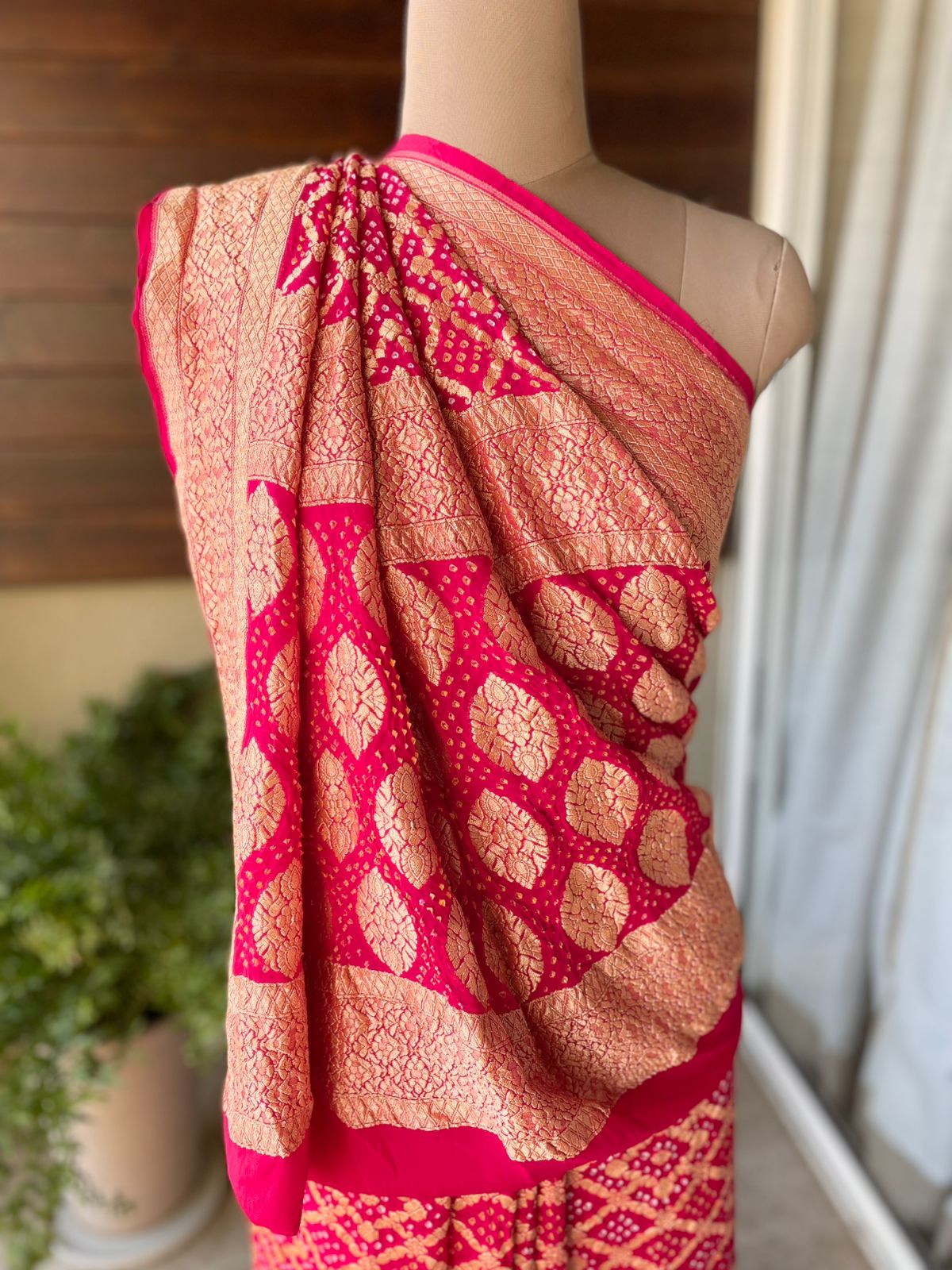 Risha - Rose Pink Bandhani Banarasi Saree