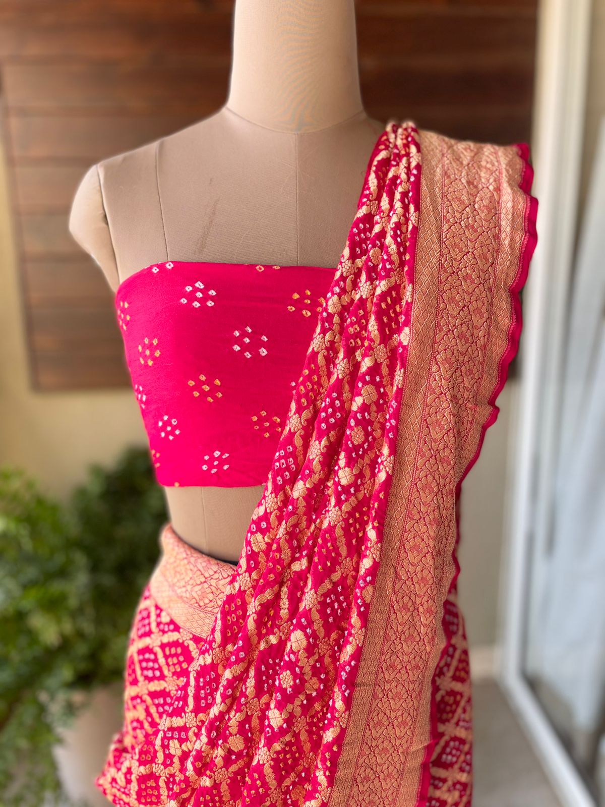 Risha - Rose Pink Bandhani Banarasi Saree