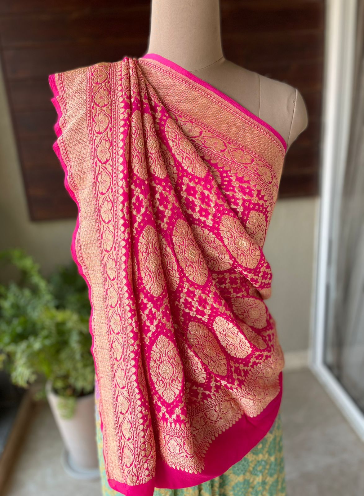 Aashvi - Rose Pink & Green Bandhani Banarasi Saree