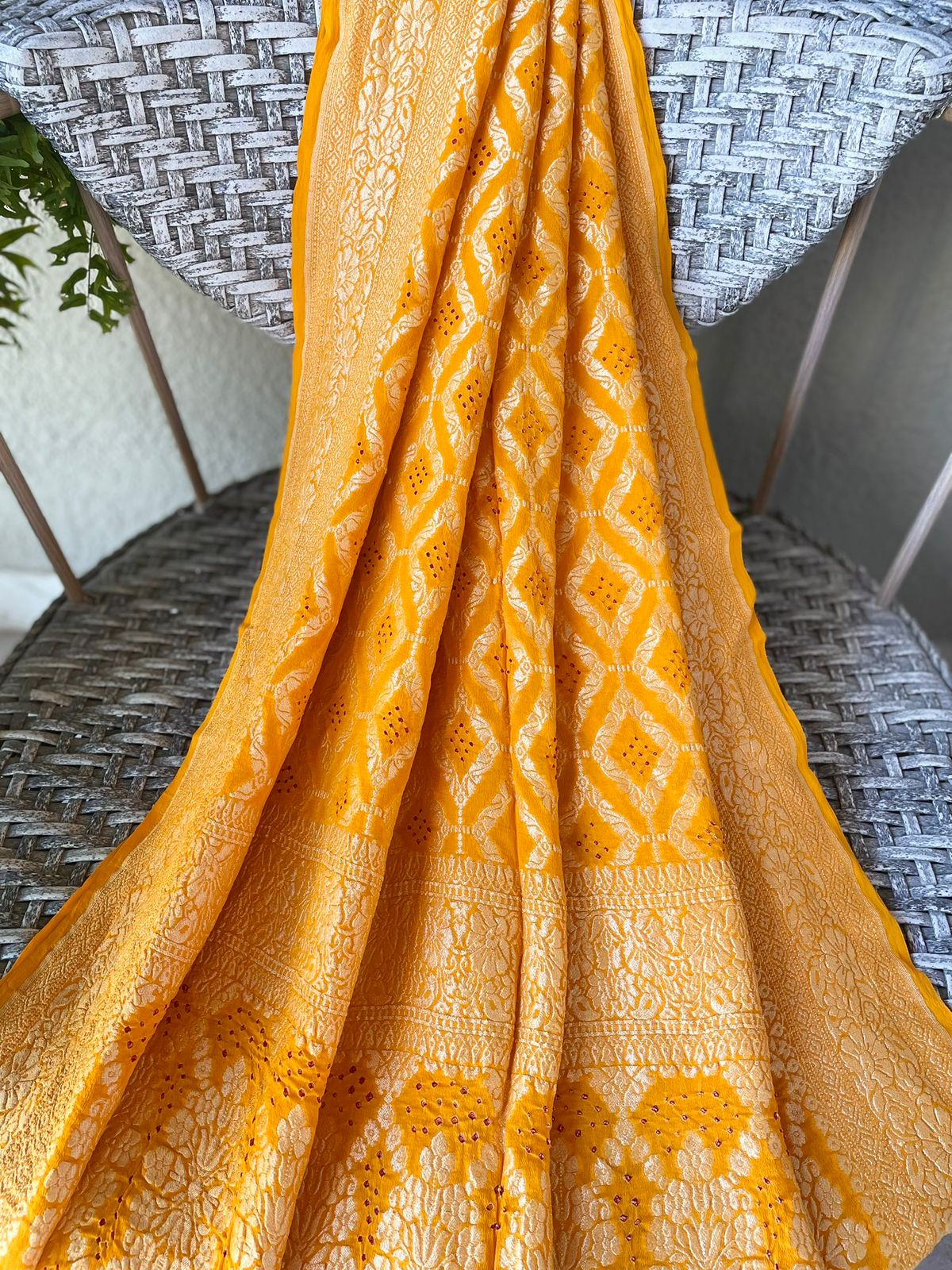 Saakshi - Yellow Bandhani Banarasi Dupatta