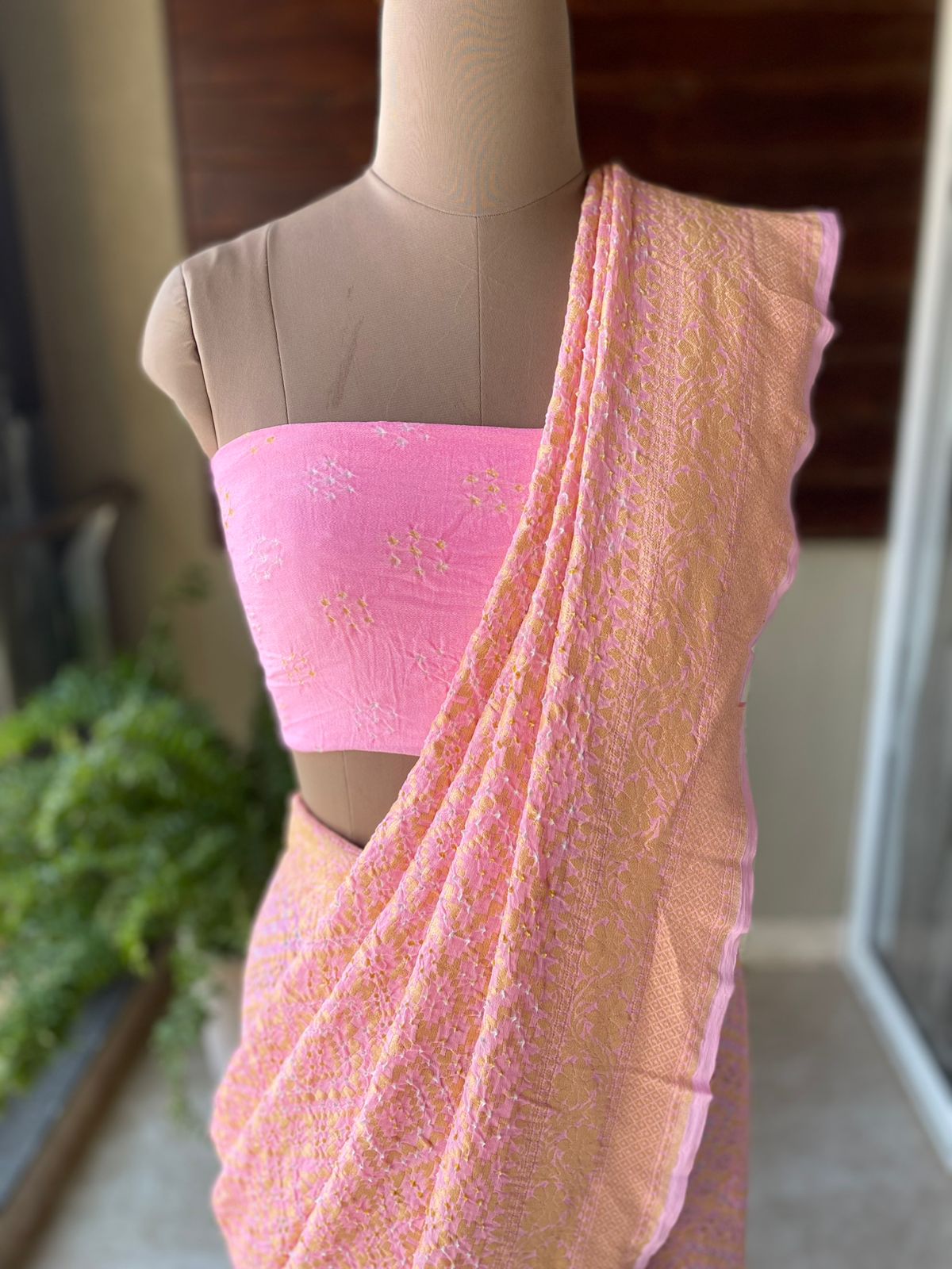 Jia - Peach Bandhani Banarasi Saree