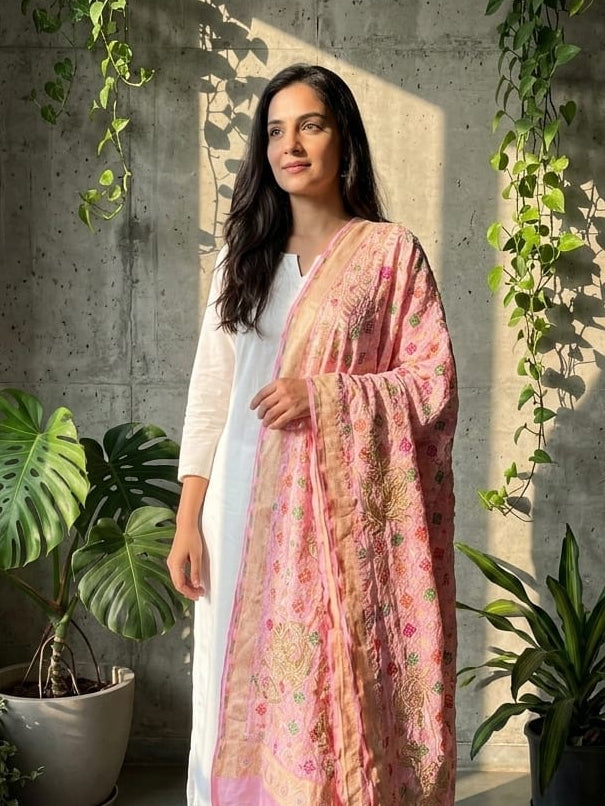 Nitaara - Peach Meenakari Bandhani Dupatta