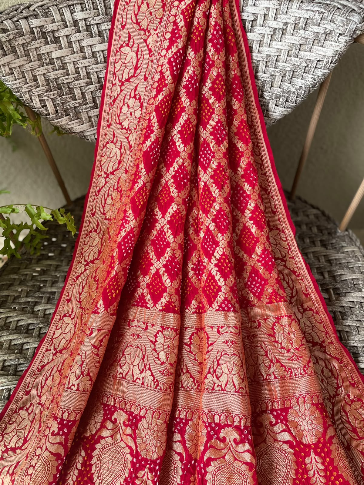 Zeenat - Red Bandhani Banarasi Dupatta