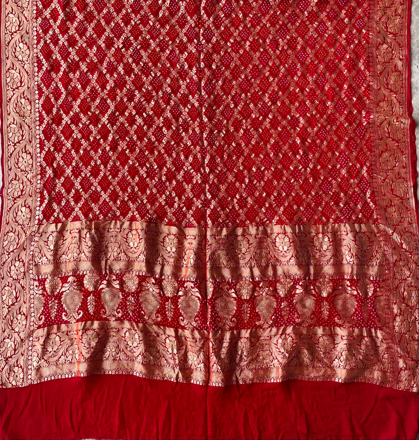 Zeenat - Red Bandhani Banarasi Dupatta