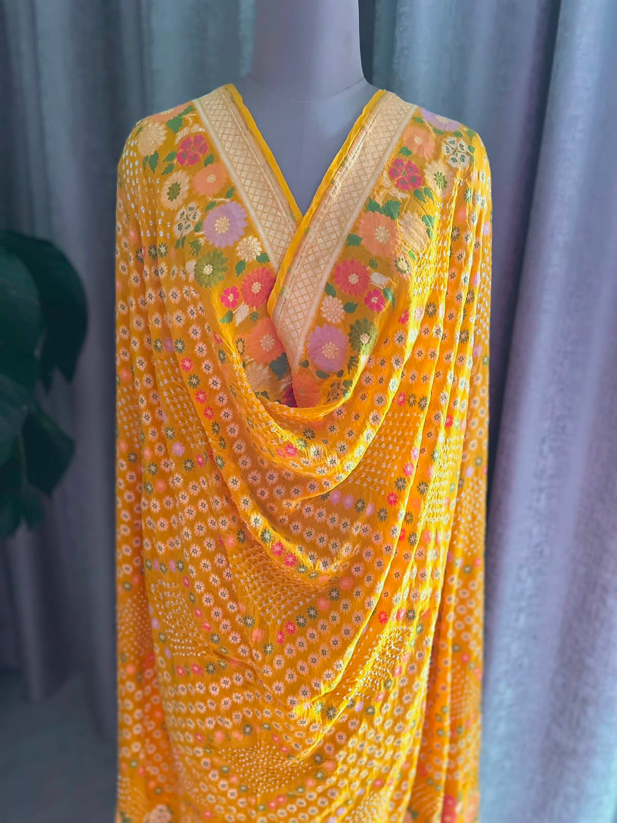 Vidushi - Yellow Tilfi Meenakari Bandhani Dupatta