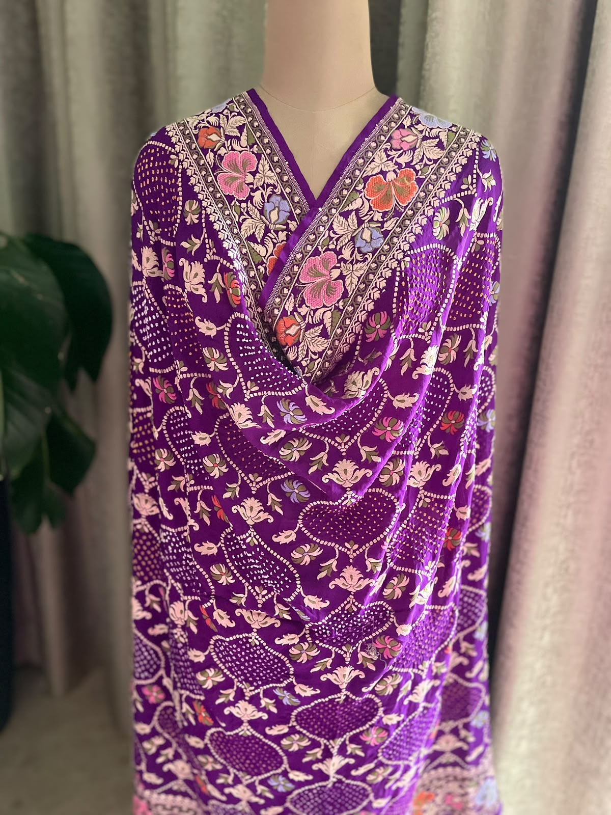 Chetna - Purple Tilfi Meenakari Bandhani Dupatta