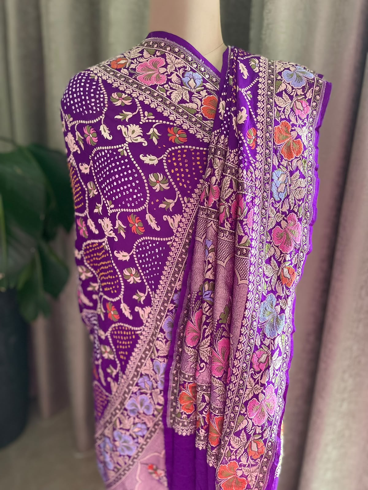 Chetna - Purple Tilfi Meenakari Bandhani Dupatta