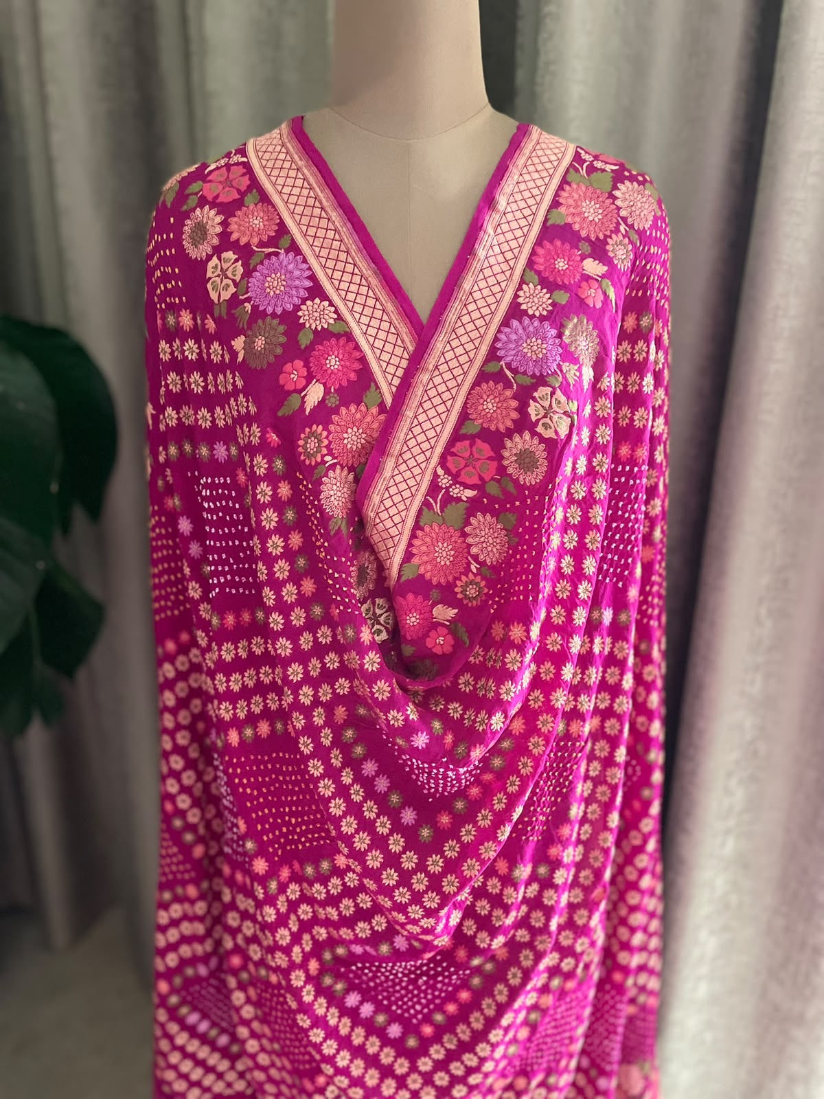 Chitra - Magenta Tilfi Meenakari Bandhani Dupatta