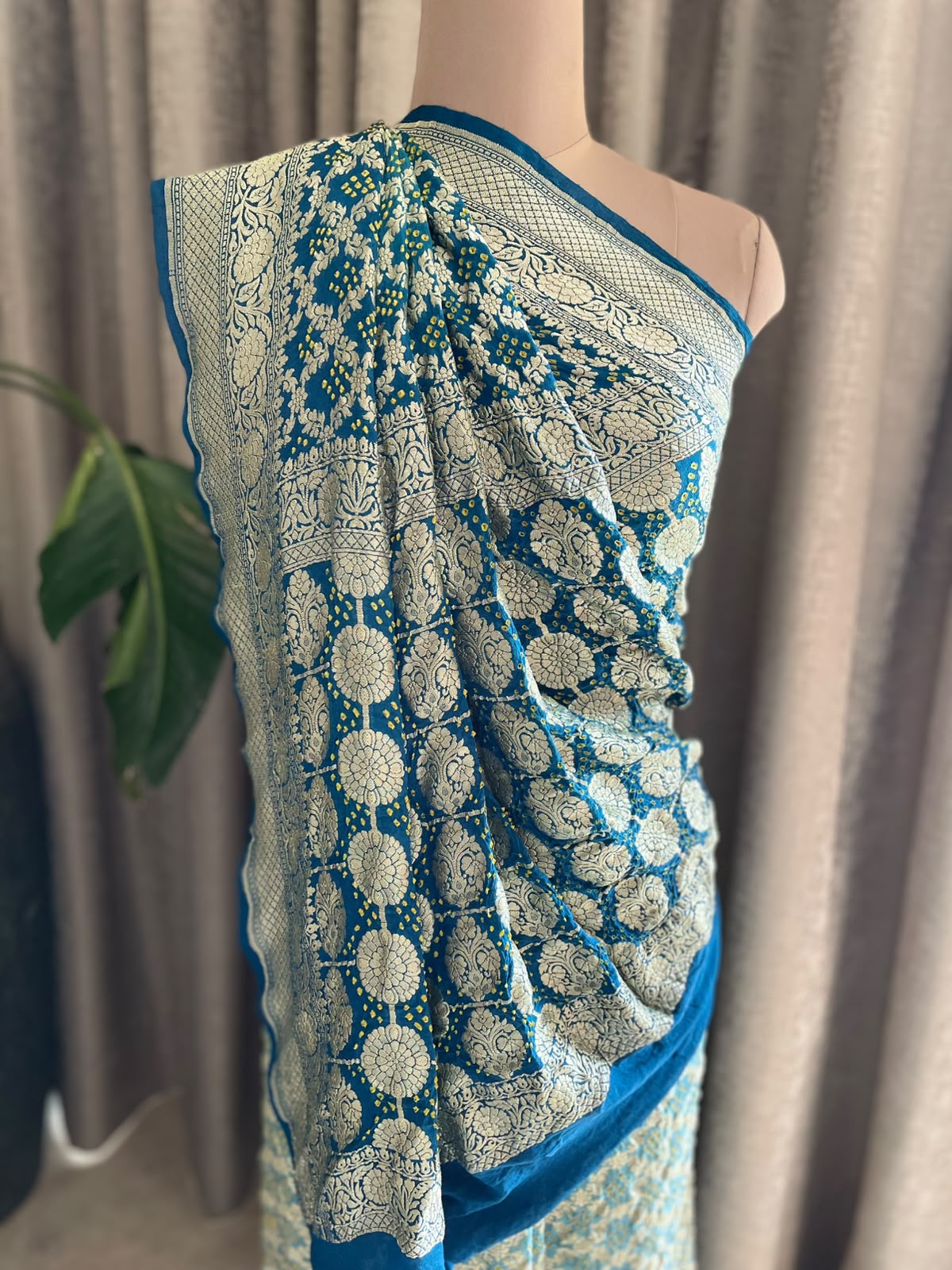 Vritika - Shaded Blue Bandhani Banarasi Saree