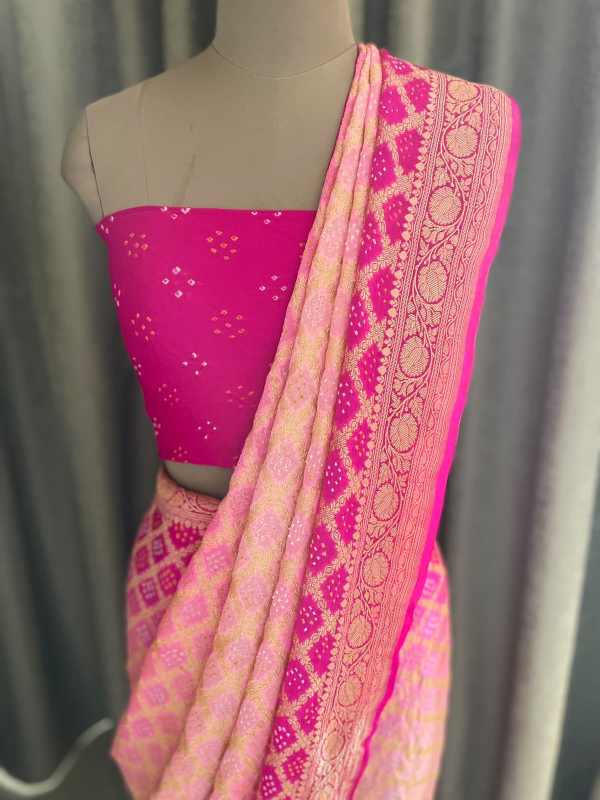 Smitha - Pink & Peach Bandhani Banarasi Saree