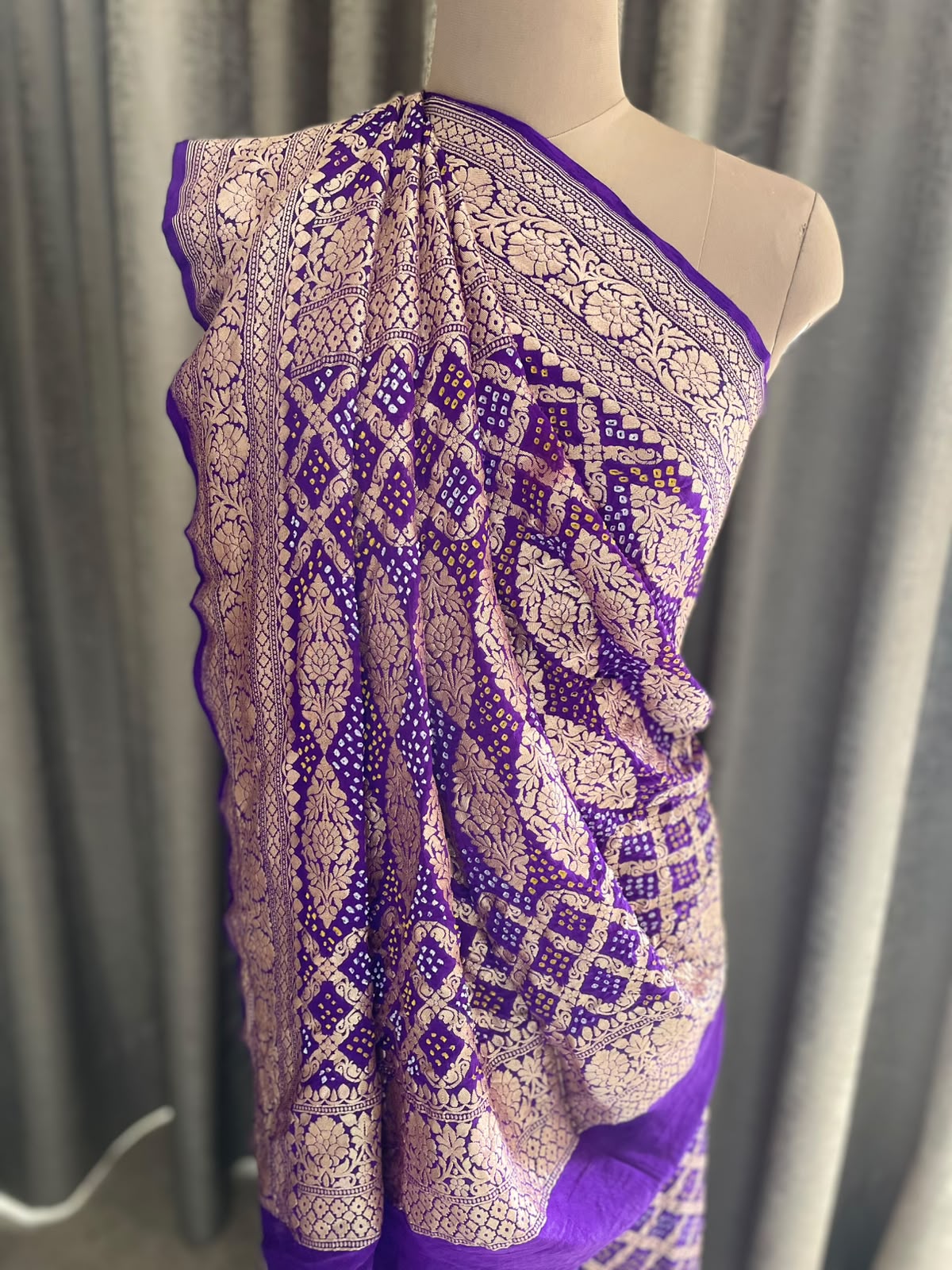 Aashna - Purple Bandhani Banarasi Saree