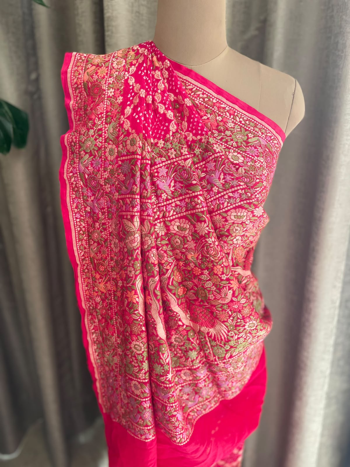 Abhaya - Rani Pink Tilfi Meenakari Bandhani Saree