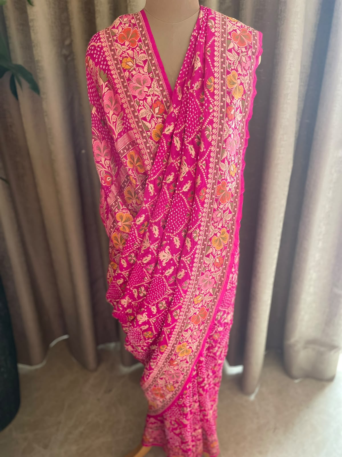 Sandhya - Pink Tilfi Meenakari Bandhani Saree