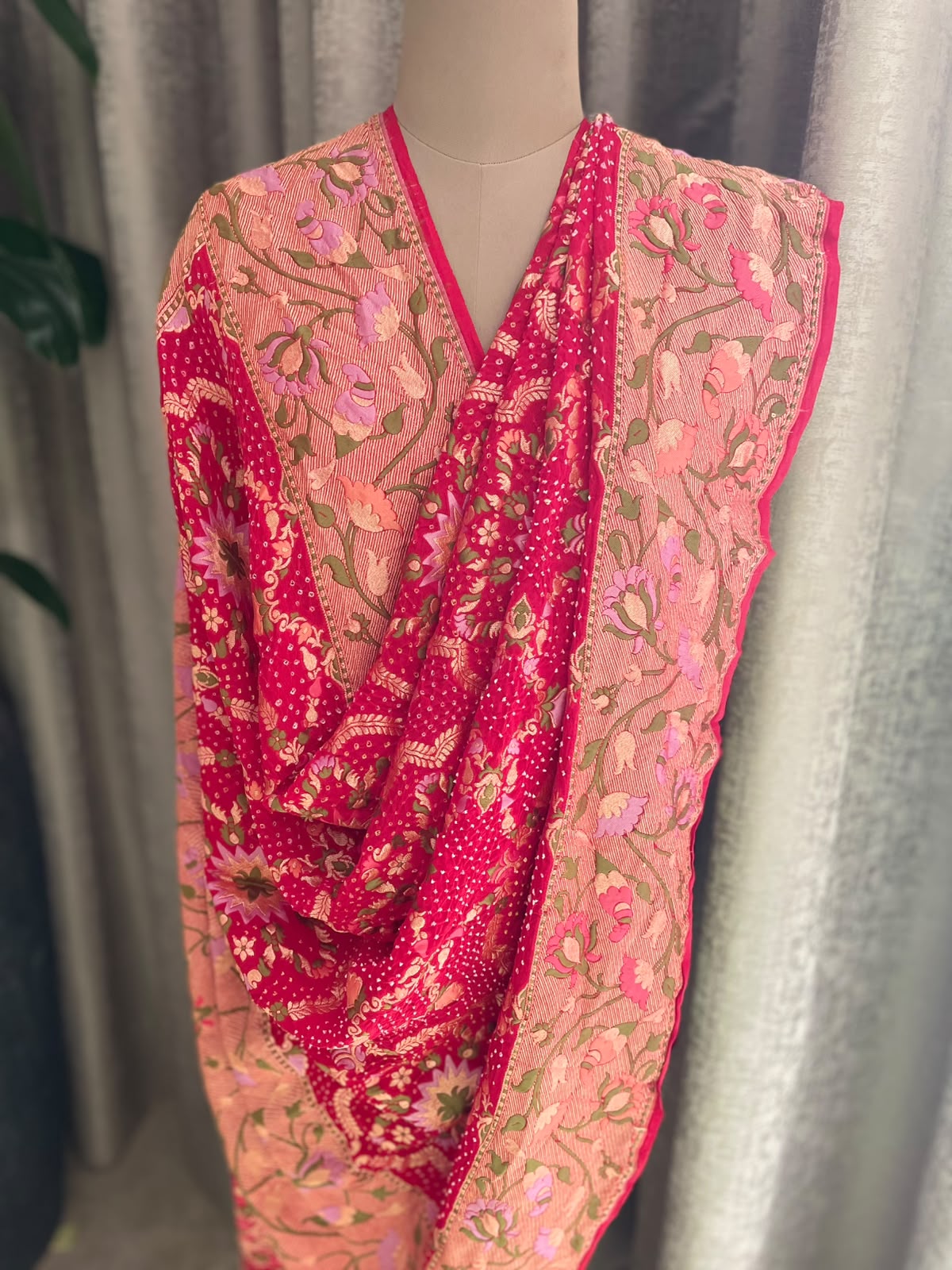 Poorvi - Red Tilfi Meenakari Bandhani Dupatta