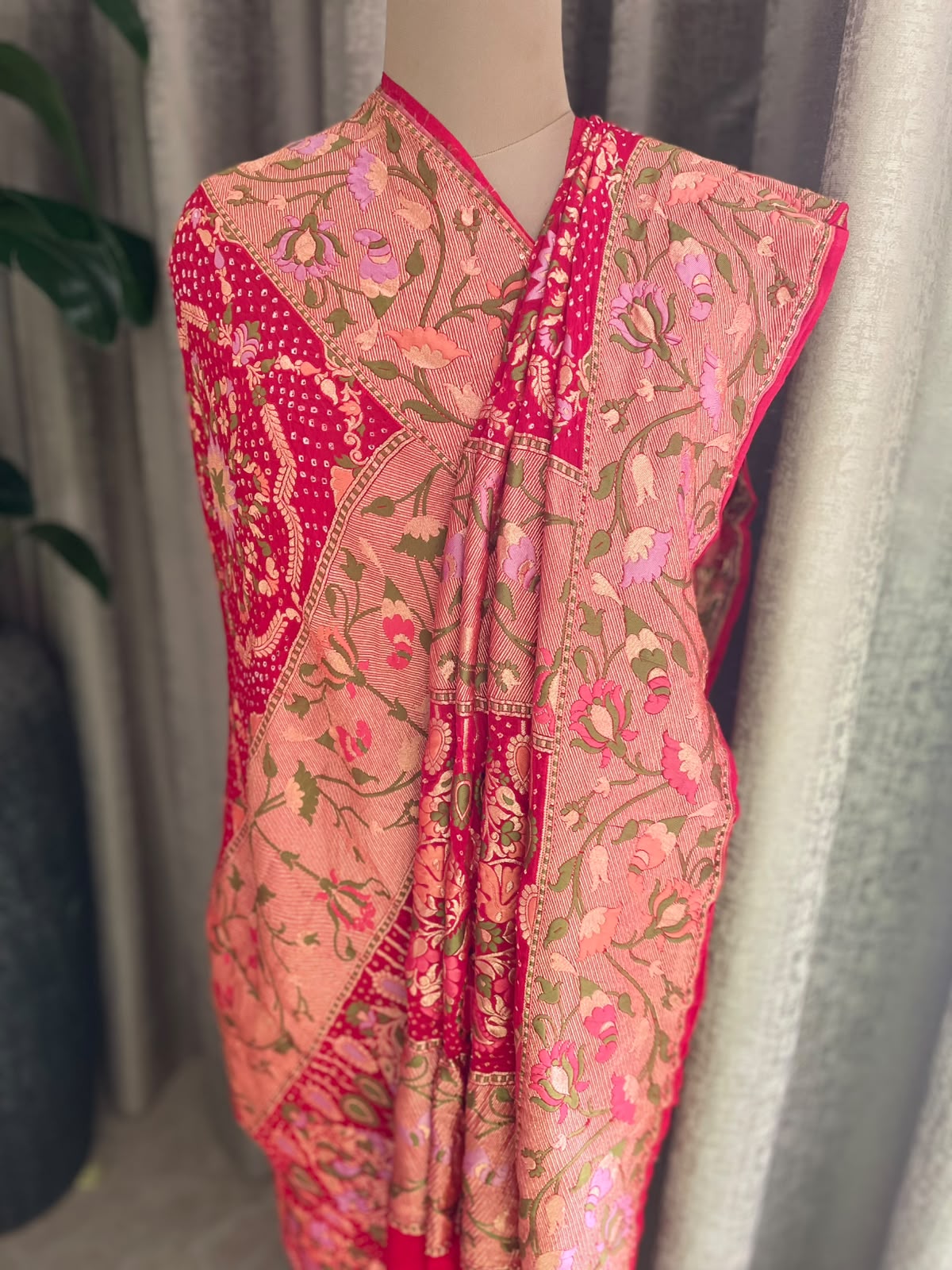 Poorvi - Red Tilfi Meenakari Bandhani Dupatta