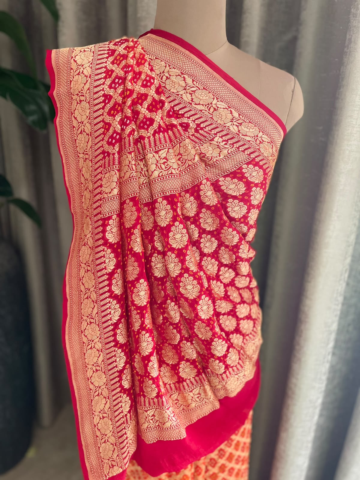 Shrishti - Red & Orange Bandhani Banarasi Saree