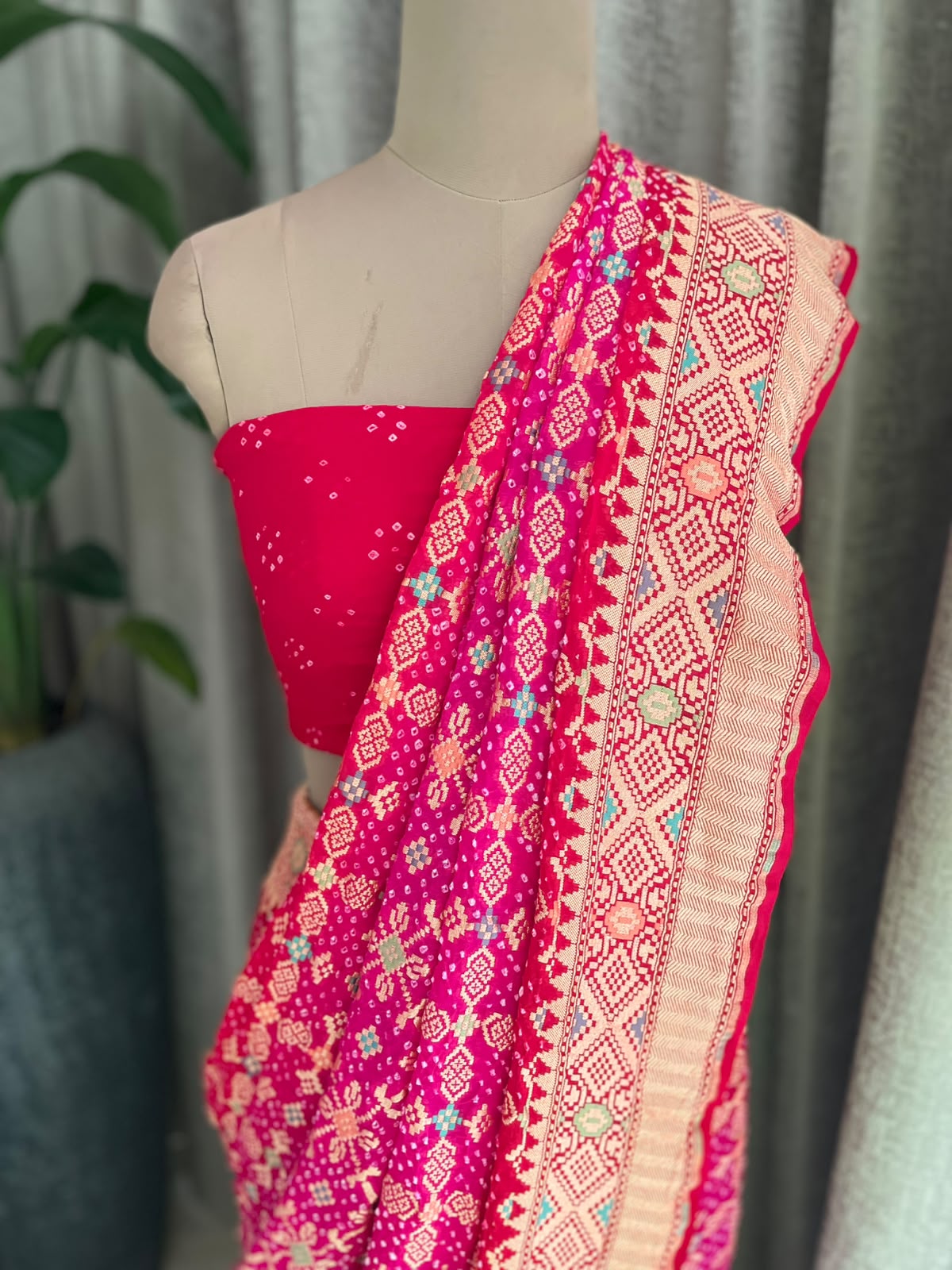 Vishakha - Red & Pink Meenakari Bandhani Saree